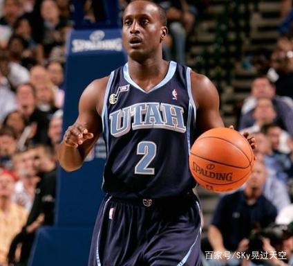 关于拜仁慕尼黑清晨队长鼓劲，志在NBA季后赛名次提升，态度坚定，控场能力受关注的信息