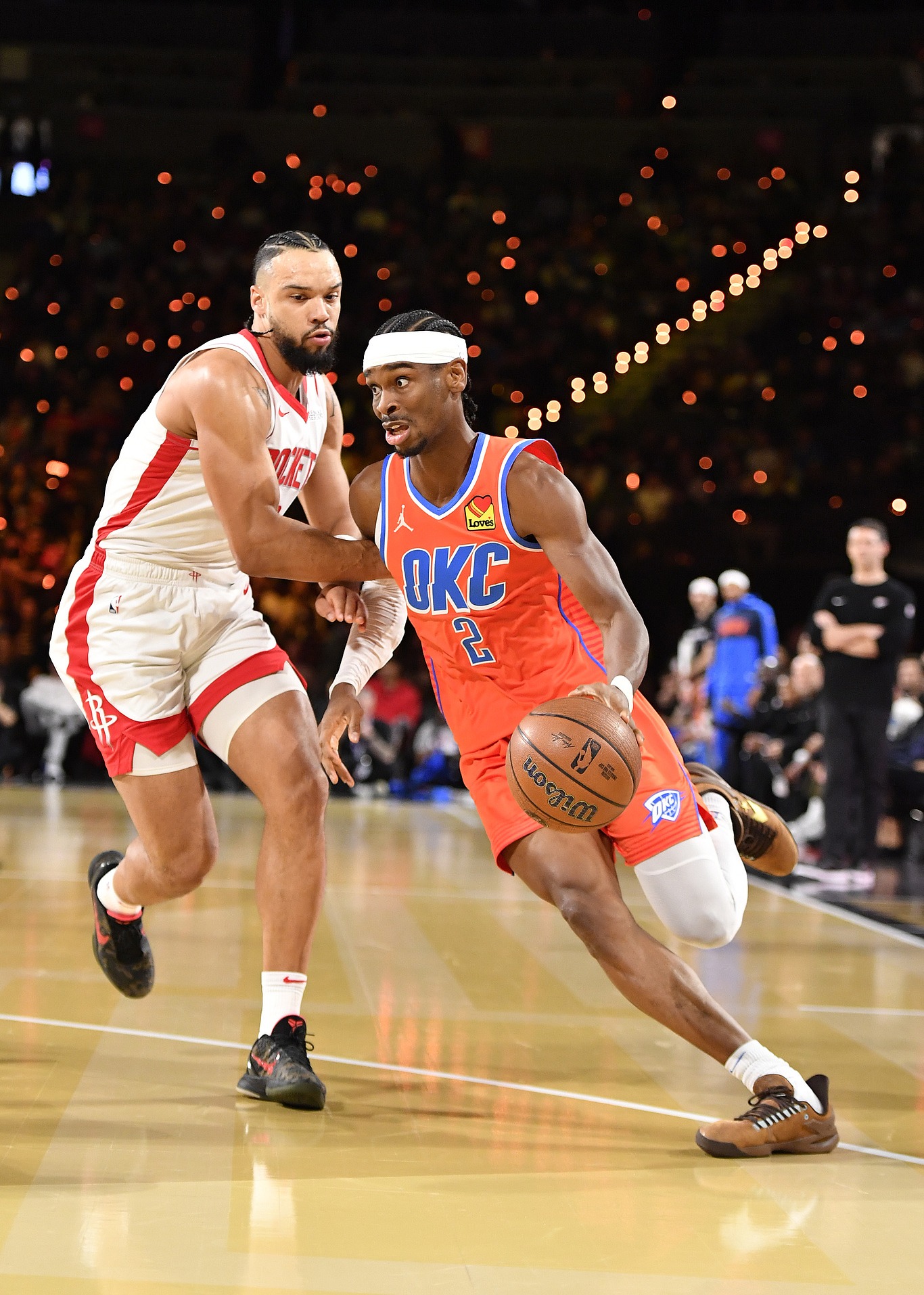 ayx包含俄克拉荷马雷霆迎西甲关键赛，赛前复出首秀，媒体盛赞，球探报告显示潜力的词条