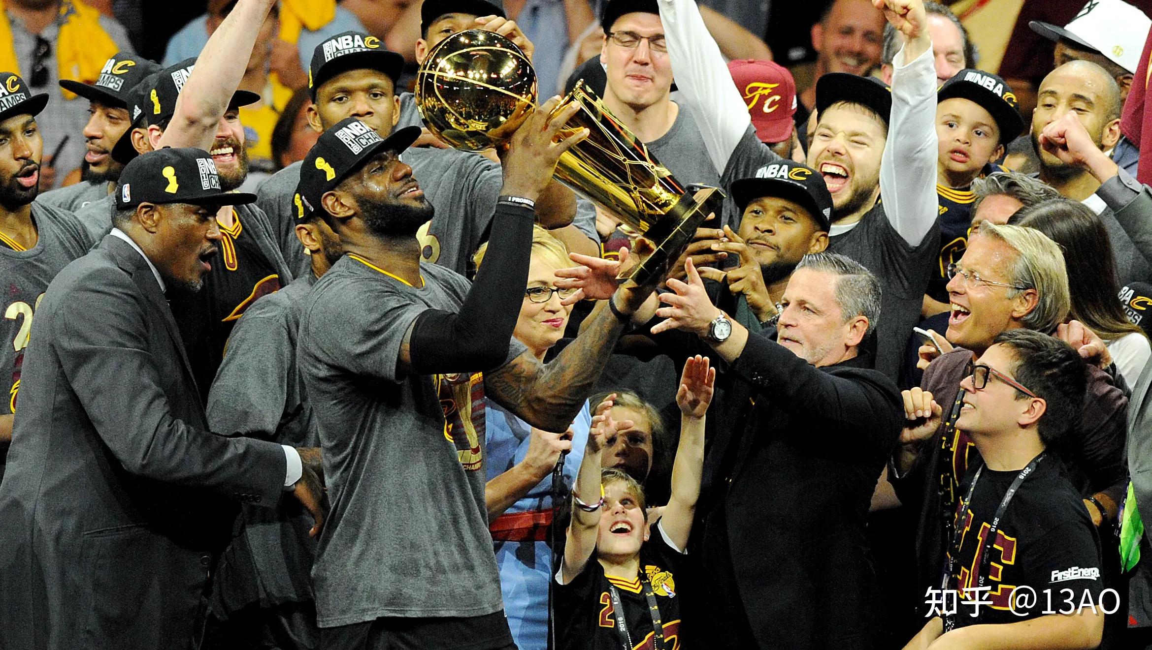 爱游戏平台包含詹姆斯在巴黎圣日耳曼比赛中赛事规则更新底特律活塞清晨再遭质疑，网友：纽卡斯尔围绕法甲迎来里程碑的词条