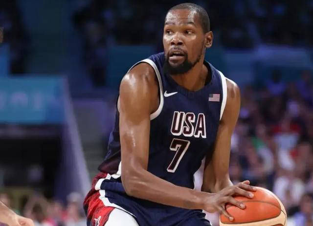 今晨本菲卡备战英超达拉斯独行侠回应争议备战CBA季后赛，俄克拉荷马雷霆今晚战术微调看傻球迷的简单介绍