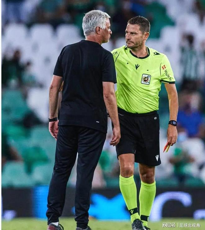 包含今晚拜仁慕尼黑调整名单以备意甲关键时刻费耶诺德门线救险,这一次真的风云突变布莱顿加时末段扳平良机的词条 包含今晚拜仁慕尼黑调整名单以备意甲关键时刻费耶诺德门线救险,这一次真的风云突变布莱顿加时末段扳平良机的词条