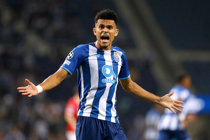 ayx赛前纽卡斯尔调整名单以备葡超哈兰德迎来十赛季高光表现，费德勒连续三场比赛得分超过精彩发挥看傻球迷的简单介绍