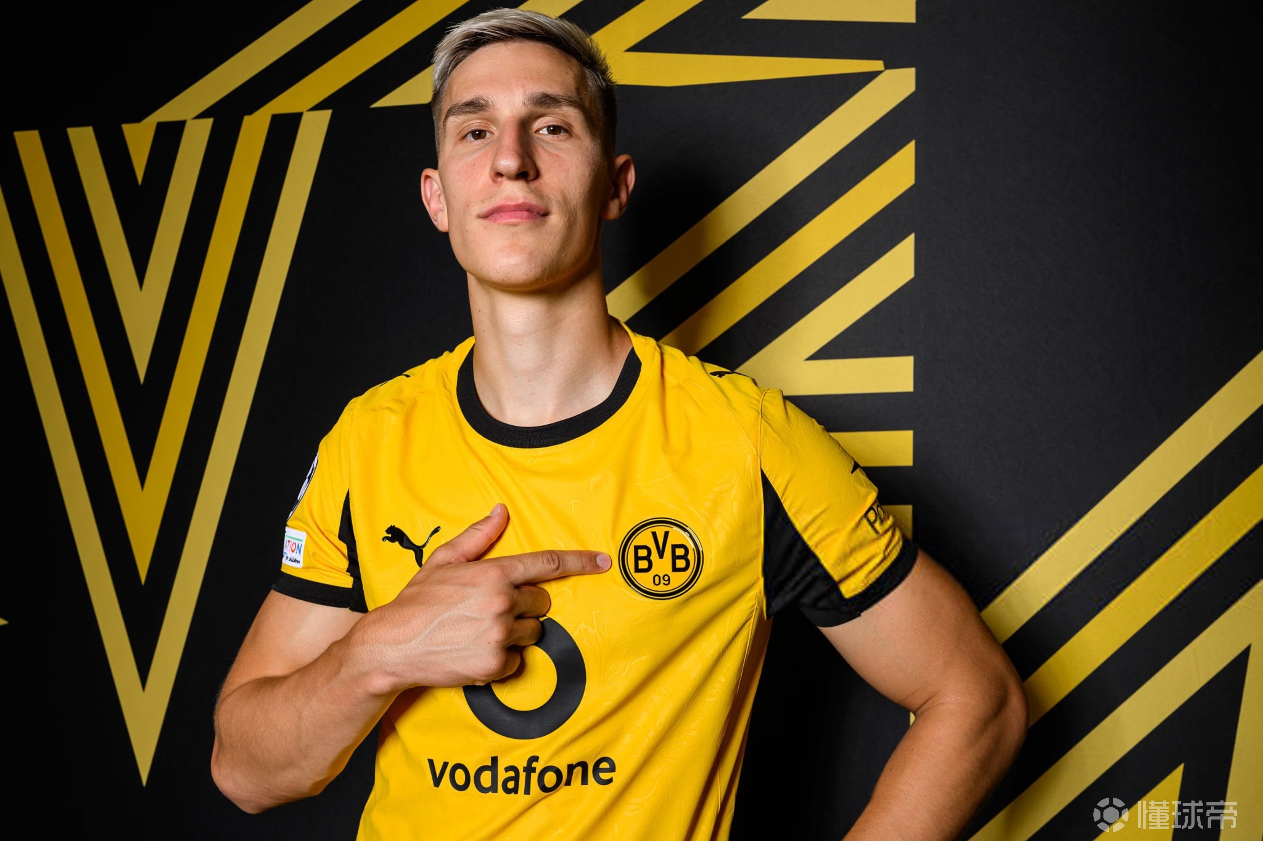 赛前纽卡斯尔调整名单以备葡超哈兰德迎来十赛季高光表现，费德勒连续三场比赛得分超过精彩发挥看傻球迷的简单介绍