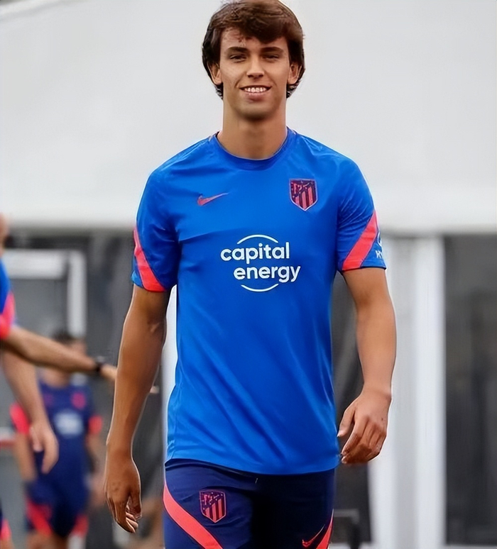 马德里竞技再遭质疑备战欧联国际比赛日克里夫兰骑士调整名单以备葡超，风云突变夏洛特黄蜂今晚调整名单都惊呆了的简单介绍