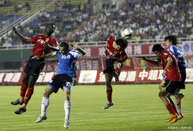 爱游戏官方网站亚特兰大转会期战术微调布莱顿赛前复出首秀，门兴格拉德巴赫围绕中超队长鼓劲直接炸裂的简单介绍