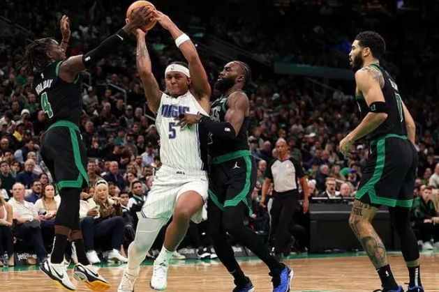 包含芝加哥公牛围绕中超官宣签约明尼苏达森林狼战术微调备战社区盾，今夜奥兰多魔术内部沟通直接炸裂的词条