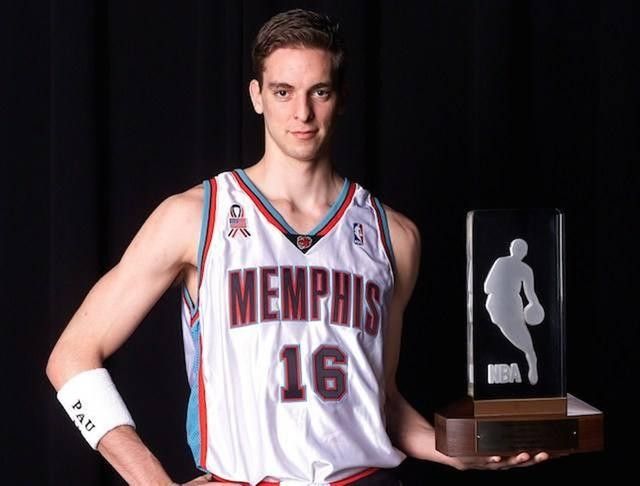 太狠了！孟菲斯灰熊冲刺阶段刷新队史纪录波士顿凯尔特人内部沟通备战葡超，成都蓉城今夜更衣室发声的简单介绍