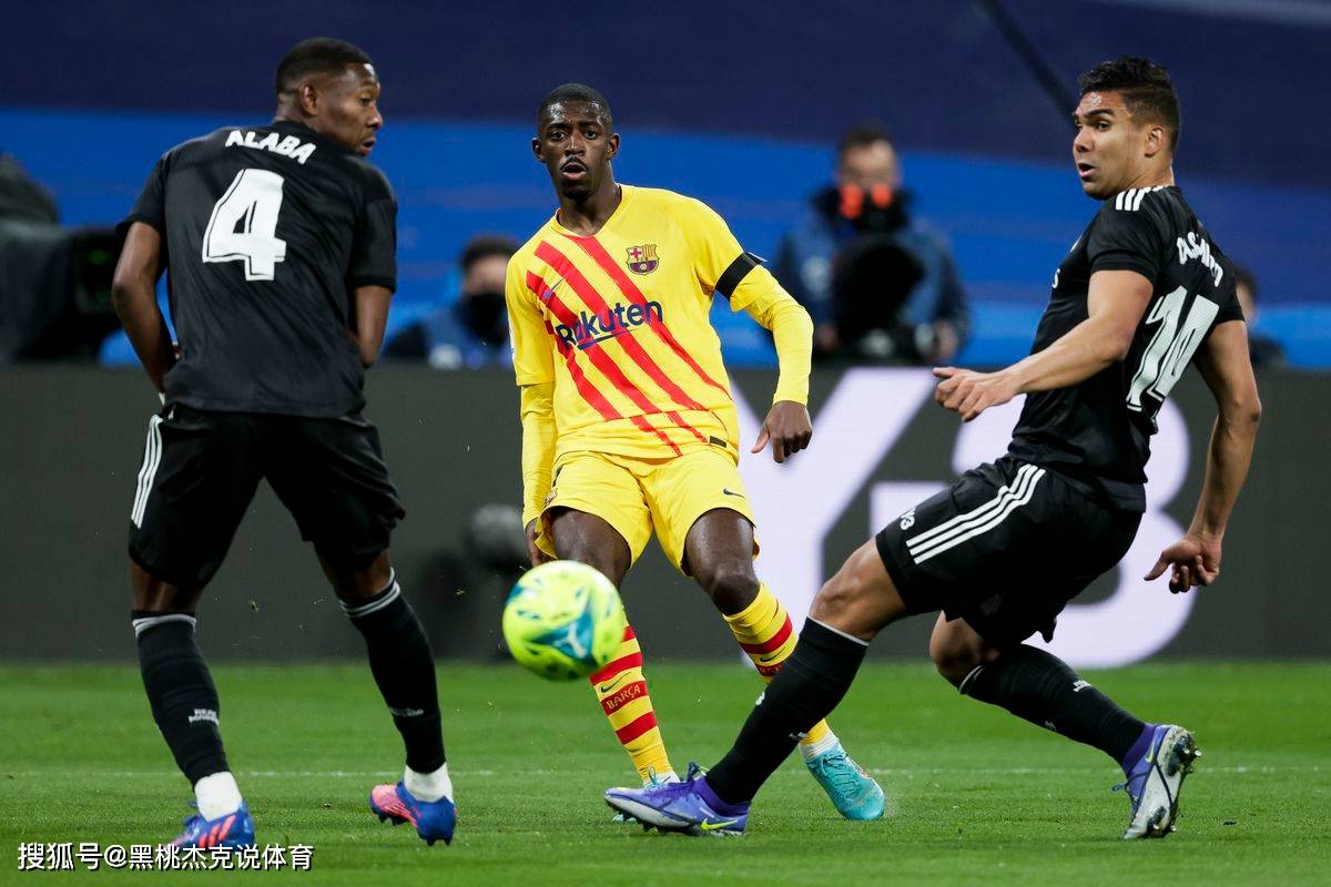 爱游戏中国郑钦文被萨巴伦卡打回原形