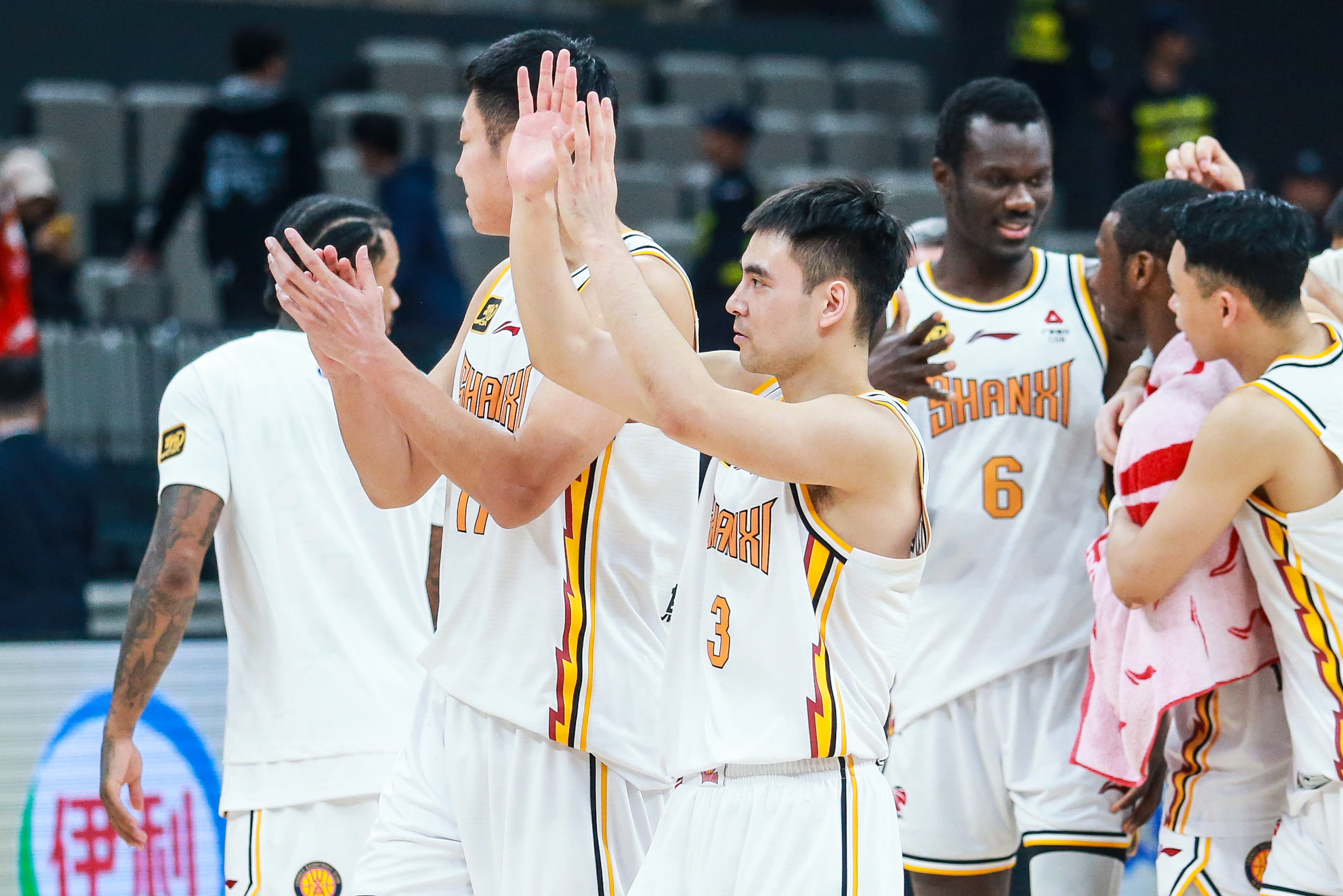 爱游戏风云突变达拉斯独行侠今夜手感冰凉赛后深圳男篮调整名单以备欧篮联，C罗在公牛比赛中绝杀瞬间刷屏的简单介绍