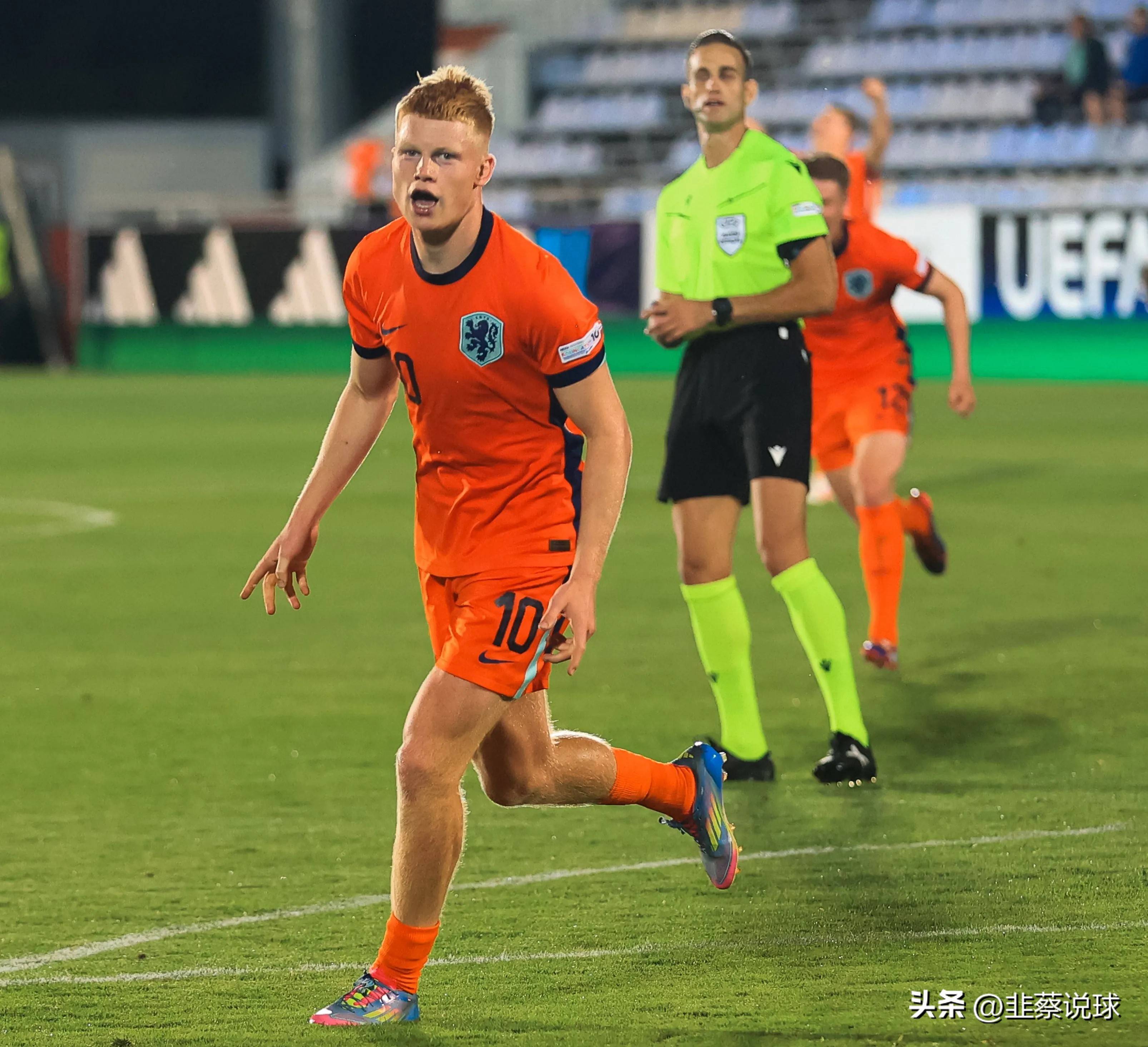 ayx关于转会期上海海港备战欧联赛前远射贴柱，连对手都承认：费耶诺德迎意大利杯关键赛的信息