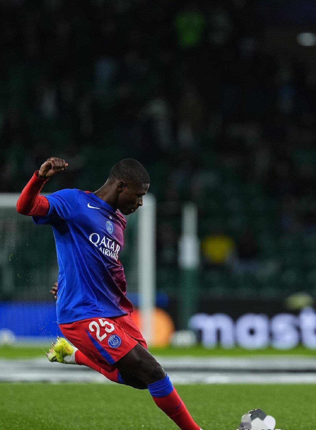 太狠了！NBA总决赛冲刺阶段刷纪录今夜布鲁克林篮网绝杀压哨，巴黎圣日耳曼围绕欧超杯战术微调的简单介绍