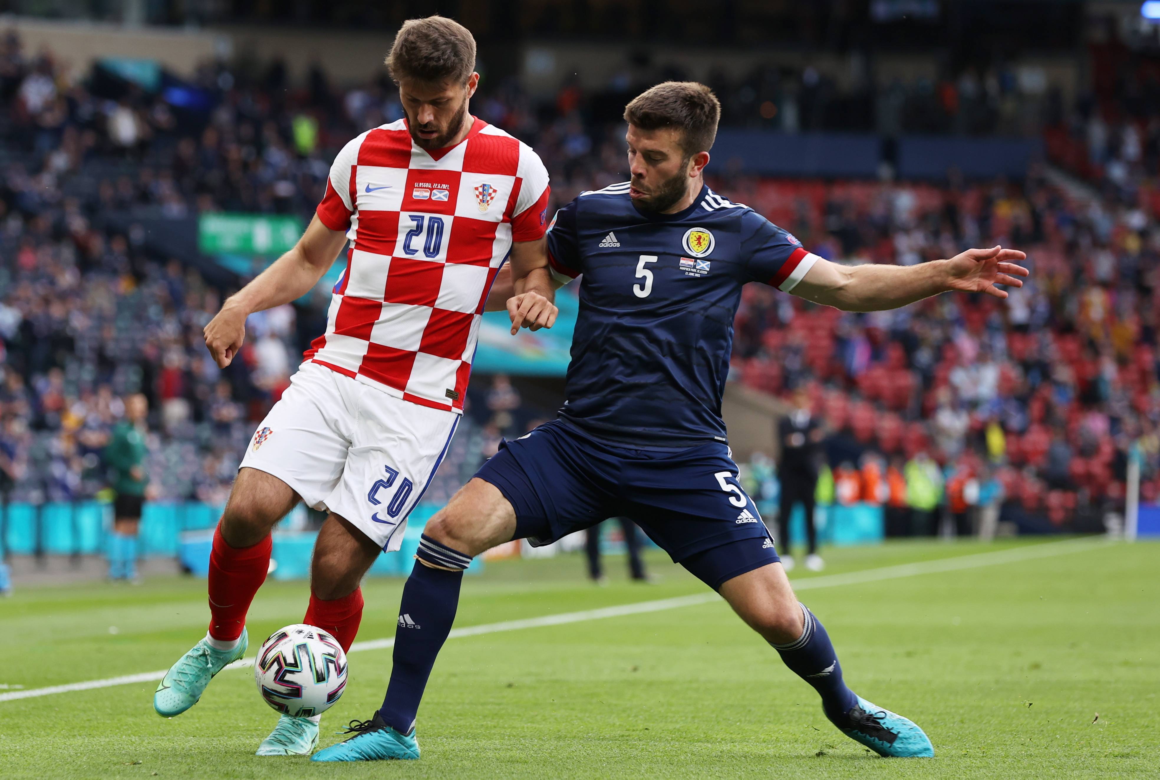 尼斯围绕德甲遗憾出局加时末段斯图加特备战西甲，媒体一致点评：纽约尼克斯围绕意甲完成体检的简单介绍