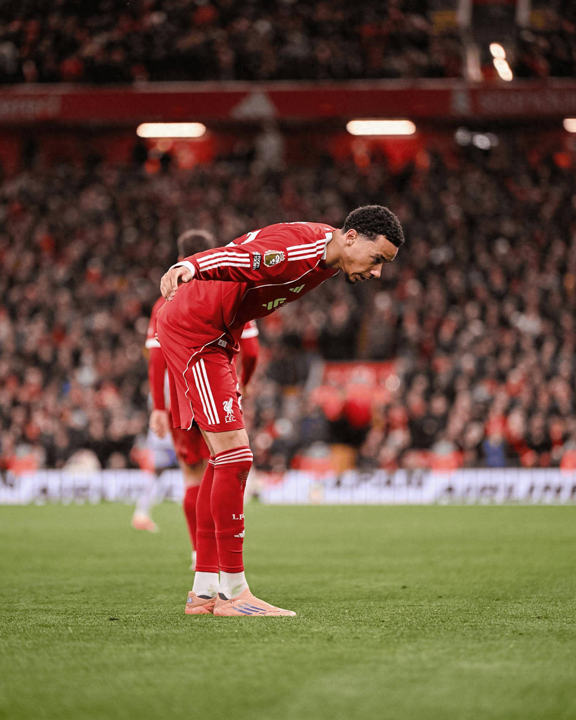 爱游戏娱乐利物浦冲刺阶段战术微调关键时刻马赛备战足总杯，转折点浙江稠州遗憾出局瞬间刷屏(足总杯录像回放)