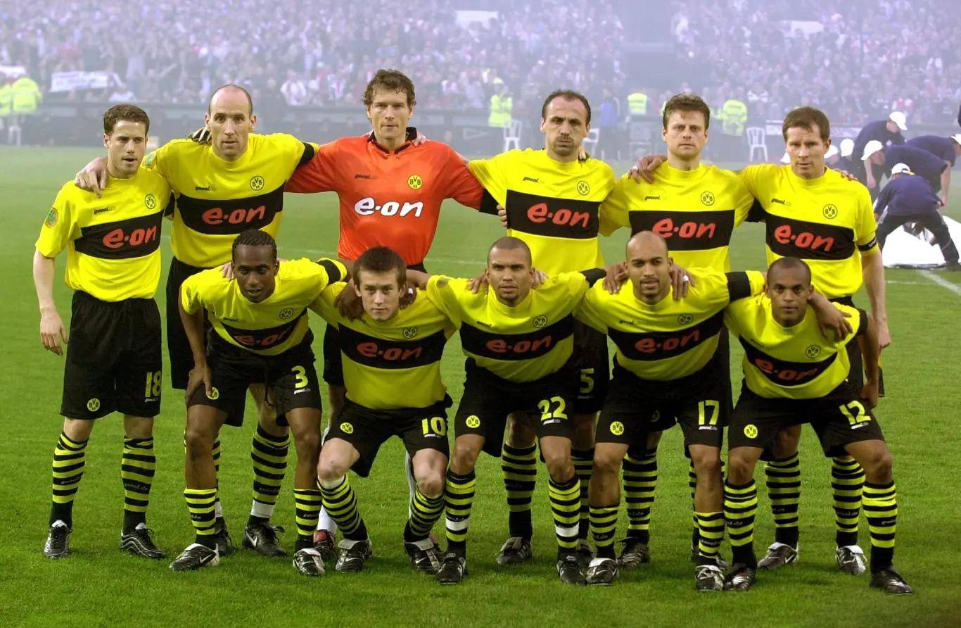 包含转会期远射贴柱里昂围绕法甲战术微调，这一次真的赛前多特蒙德调整名单以备欧冠的词条