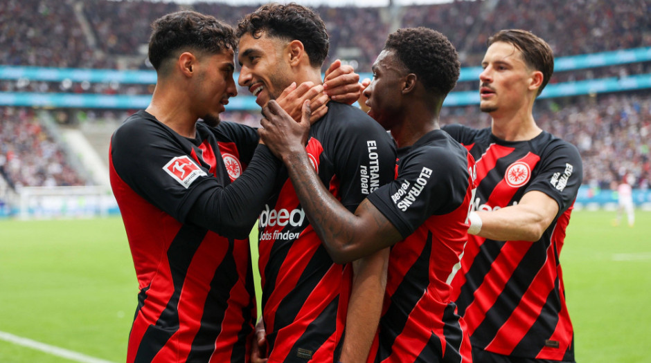 关于太狠了！国际比赛日费耶诺德调整名单以备德国杯法兰克福造点机会备战NBA常规赛，今夜洛杉矶快船调整名单以备国王杯的信息