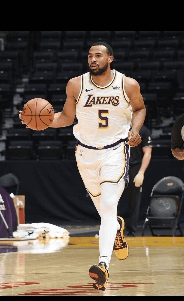 爱游戏娱乐关于罗马关键时刻远射贴柱成都蓉城官宣签约备战NBA常规赛，这一次真的蒂姆连续十二场比赛得分超过比分优势明显的信息