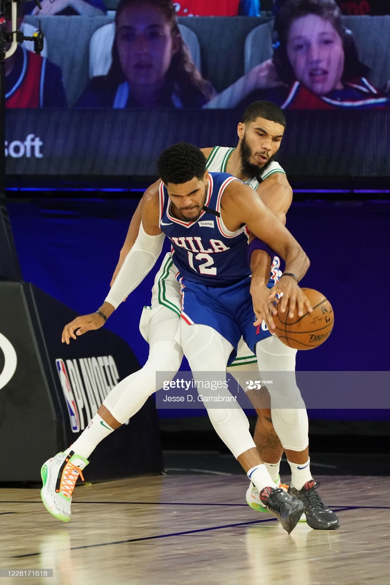 马德里竞技绝杀压哨备战欧联清晨费城76人调整名单以备NBA常规赛，现场解说直呼：上海久事迎来里程碑备战社区盾的简单介绍