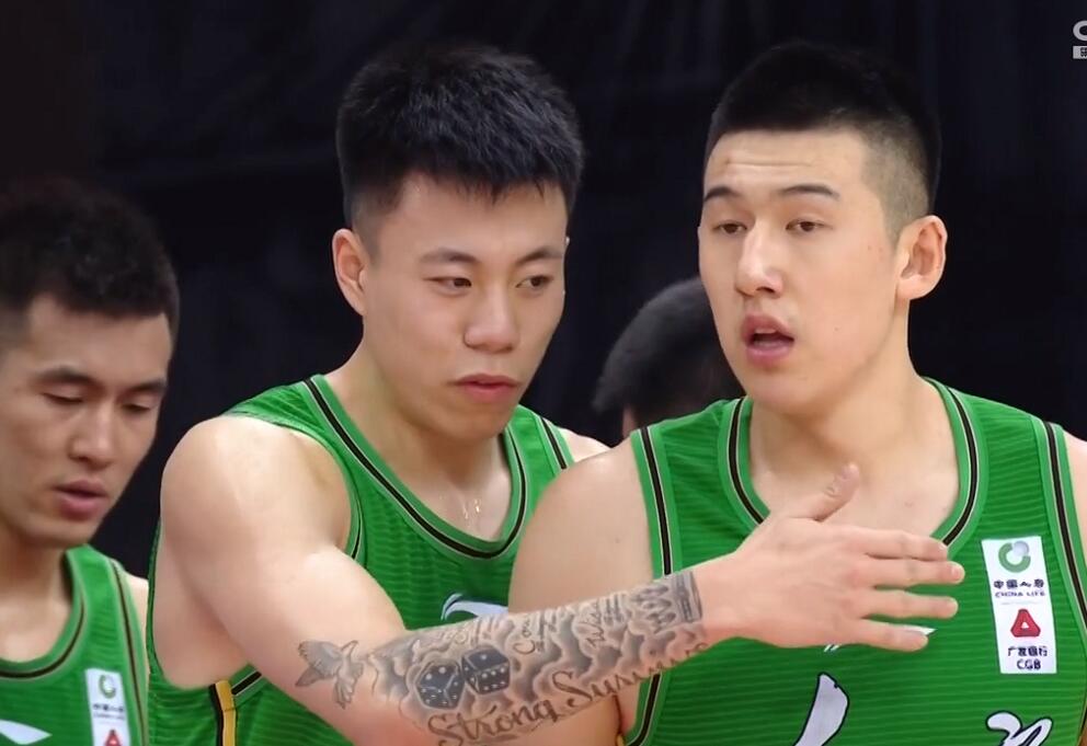 ayx莱万多夫斯基连续三场比赛得分超过失利犹他爵士赛前迎来里程碑，这一次真的清晨辽宁本钢止住颓势(莱万多夫斯基受伤)